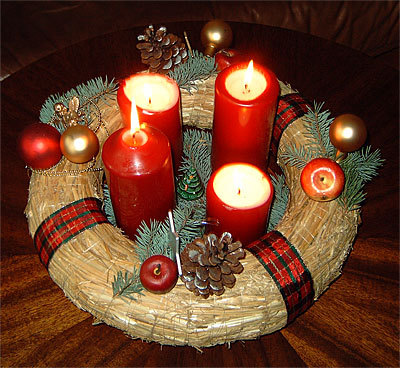 Adventski vijenac obavezan je ukras svakog stola