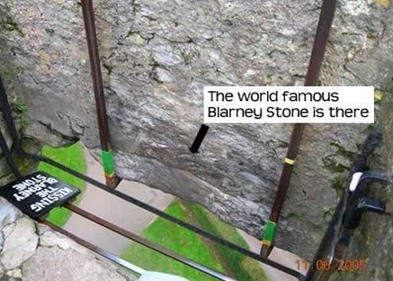 Tko uopće uspije poljubiti ovaj kamen sigurno ima sreću na svojoj strani